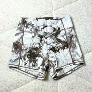 balance athletica og short - oasis collection - sea salt - size medium
